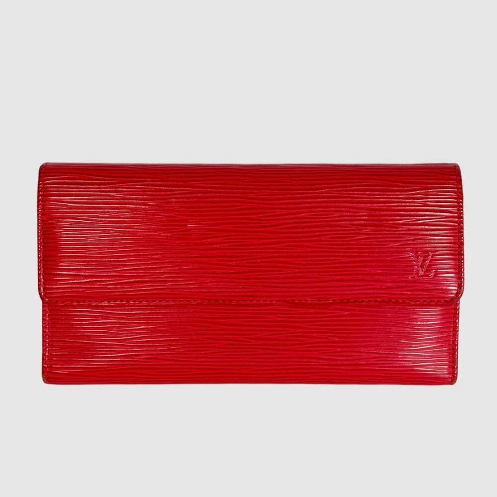 LOUIS VUITTON | Epi Leather Porte Trésor International Wallet Red Textured